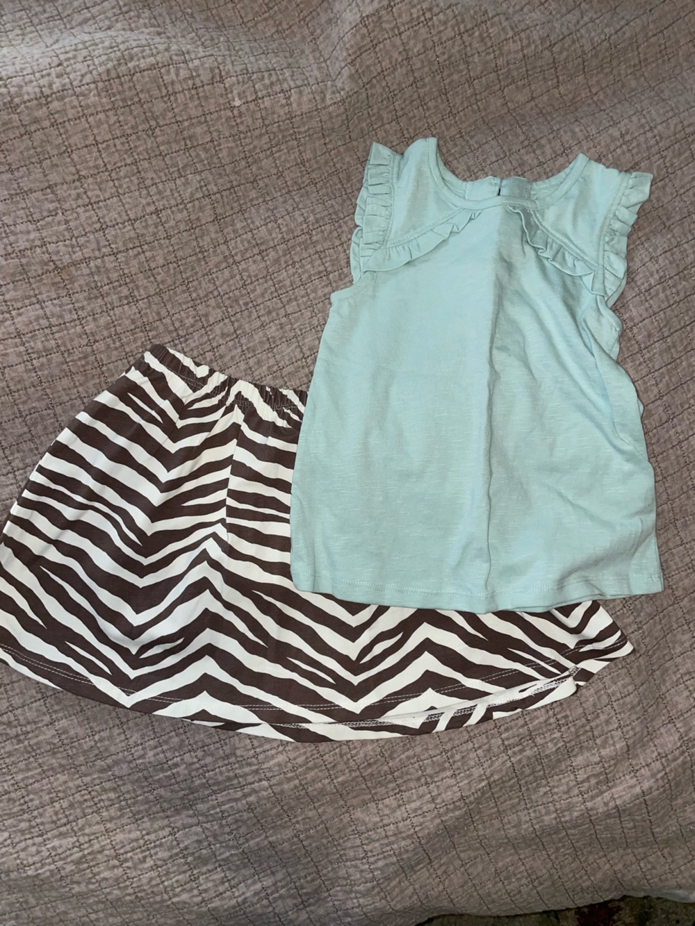 Isaac Mizrahi Mint Ruffle Tank with Black & White Zebra Accents